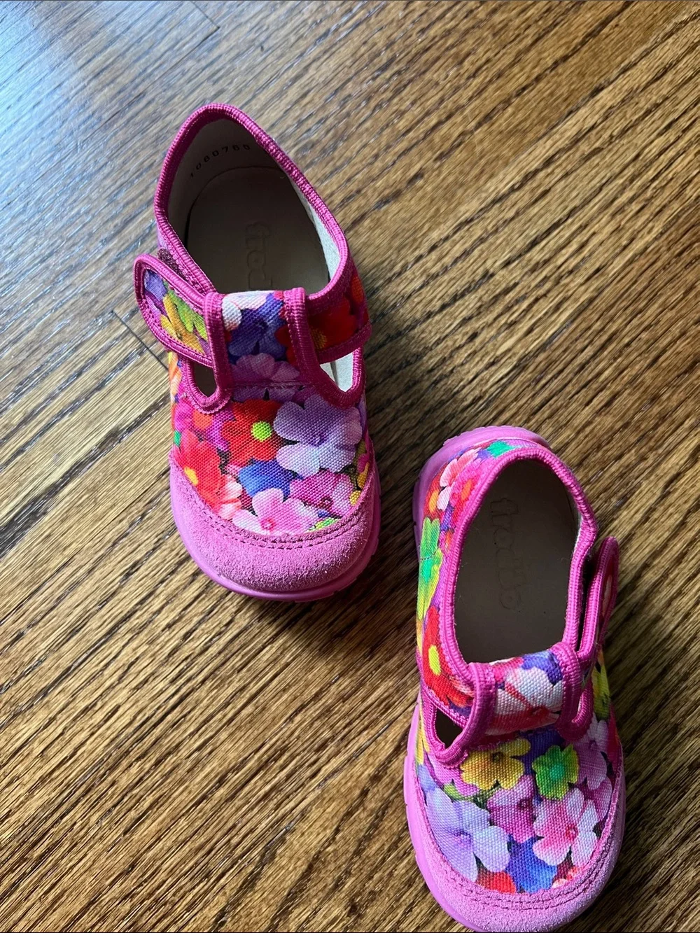 Froddo bright pink